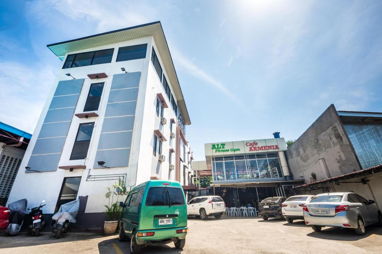 Hotel Oyo 569 Alt Complex Lapu-Lapu City Zewnętrze zdjęcie